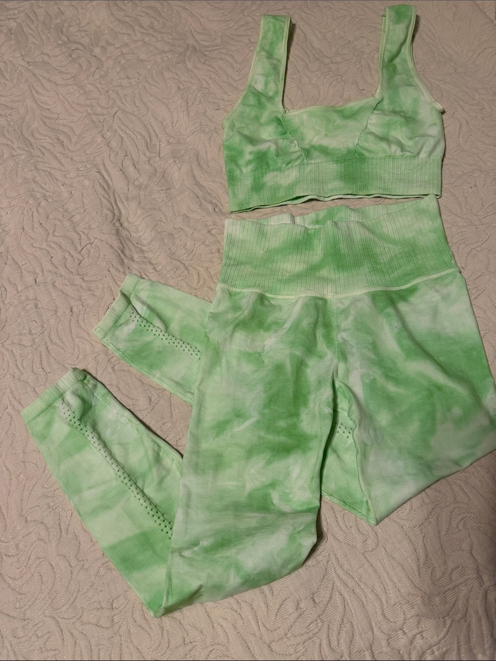 Free People Movement Good Karma Set Lime green combo M/L
